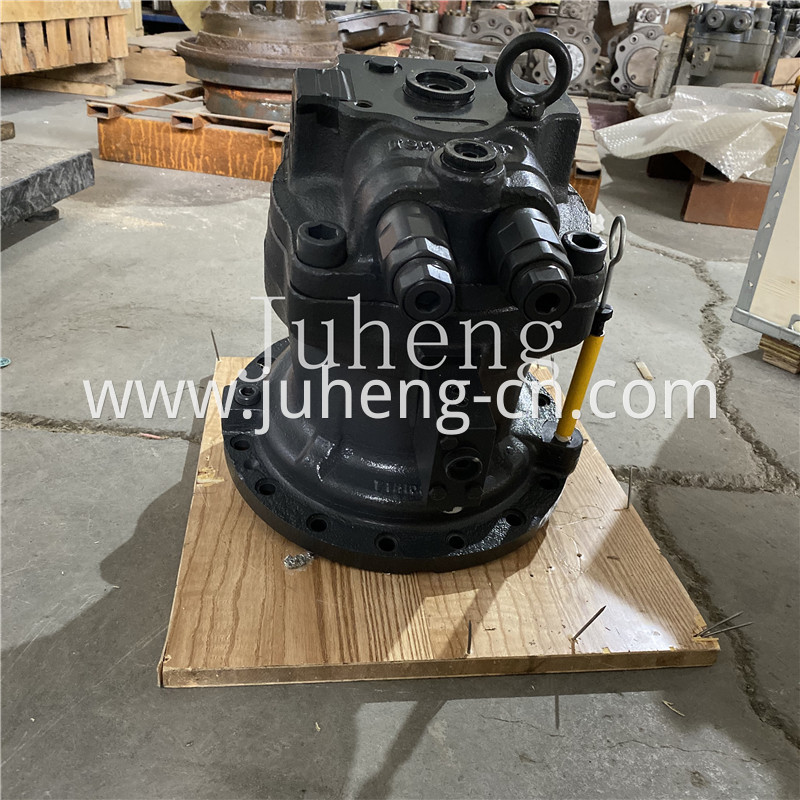 Dx225 Swing Motor 2